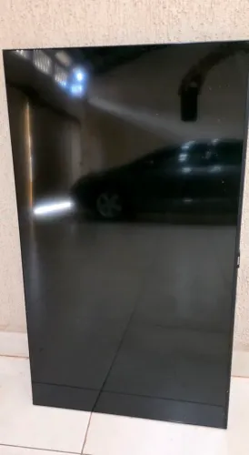 VENDE-SE Smart TV 50 ( Ótimo estado) com LEDs Queimados p/ retirada de peças