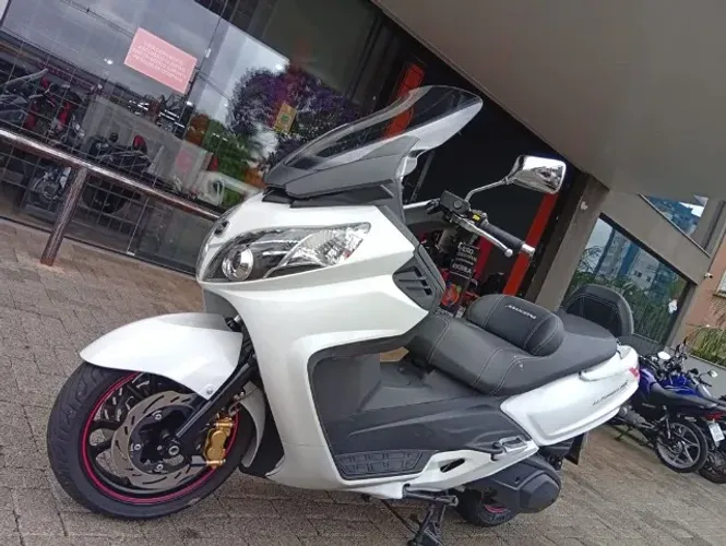 Scooter Dafra Maxsym 400i