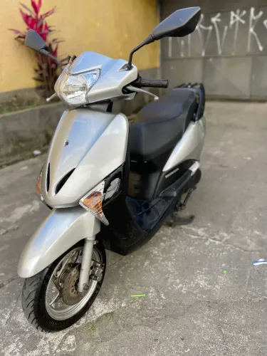 Honda Lead raridade km baixo