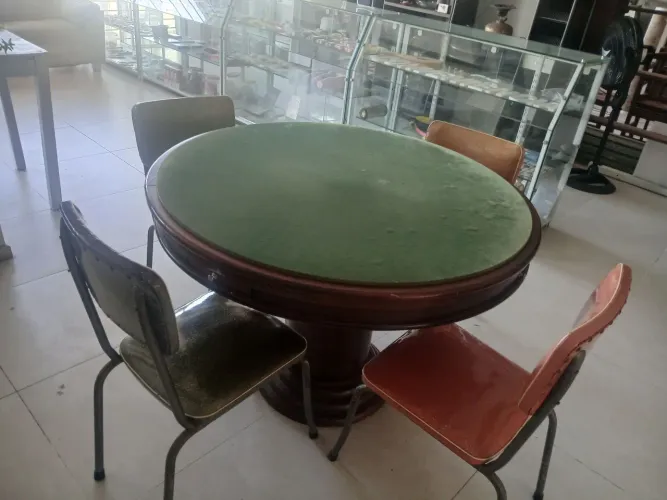 Vendo mesa de carteado!
