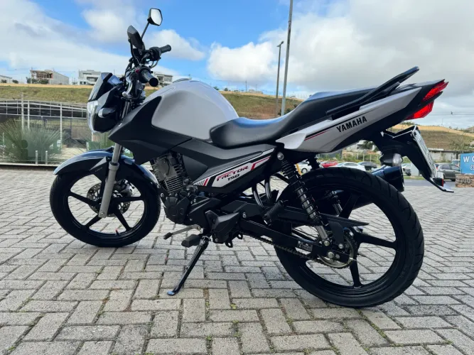 Yamaha Factor 150 ED Flex 2021/2022 - Apenas 8.858 km | Único Dono