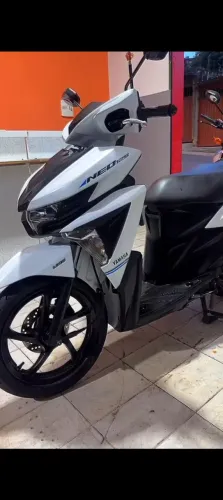 Neo 125 toda revisada pneus novos excelente moto econômica.