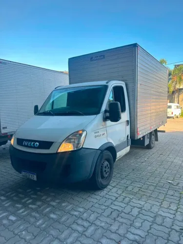 Iveco Daily City 30s13 Chassi 2P (diesel) 2020
