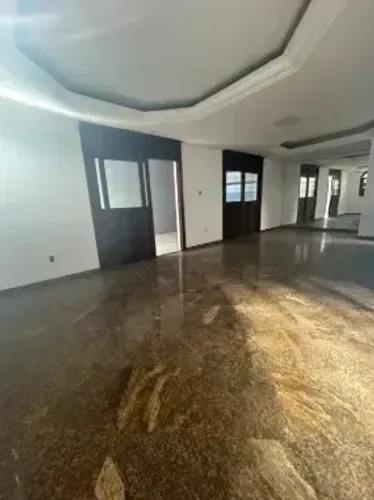 EXCELENTE OPORTUNIDADE DE LOCAÇÃO! CASA COM 3 QUARTOS NA PITUBA
