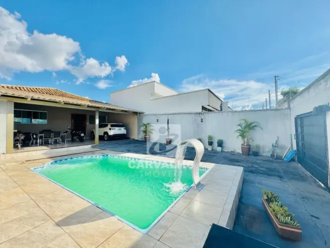 CASA COM PISCINA a venda - Setor JARDIM GRAMADO