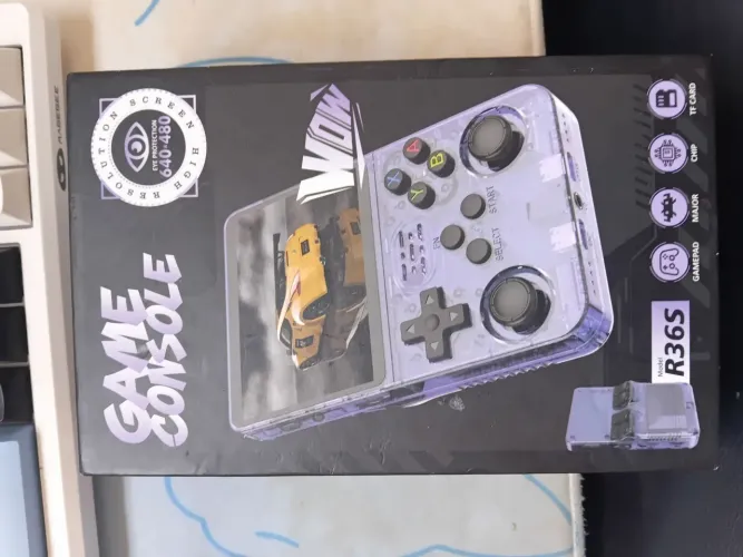 videos game portatil r36s