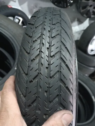 Estepe aro 14 fino furação 4x100 roda e pneu pronto $399 reais aceito cartão