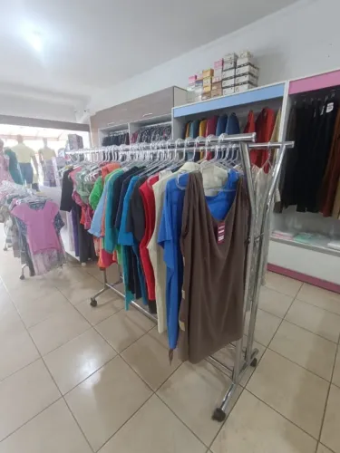 Arara para Roupas