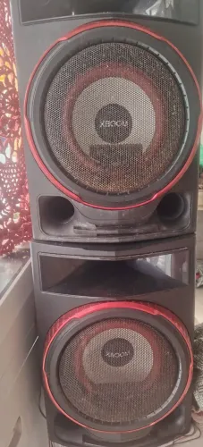 Vendo caixa de som lg