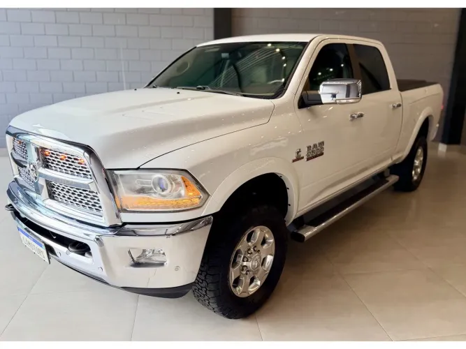 Dodge Ram 2500 Laie 6.7 TDI CD 4X4 Dies 2016