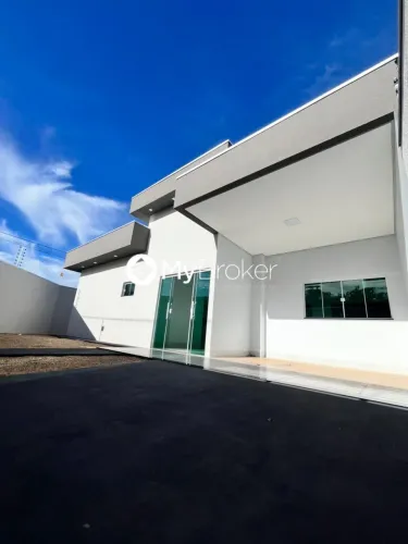 Casa 3/4 Com Planejados Churrasqueira Próximo da Hospital do Amor