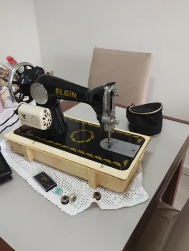 Máquina de costura antiguidade
