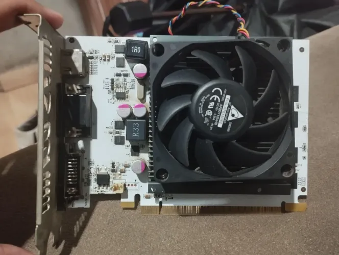 GT 730 4GB RAM
