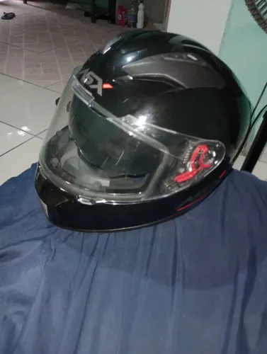vendo capacete ASX