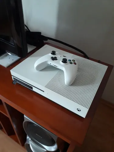 Xbox one S 1tb