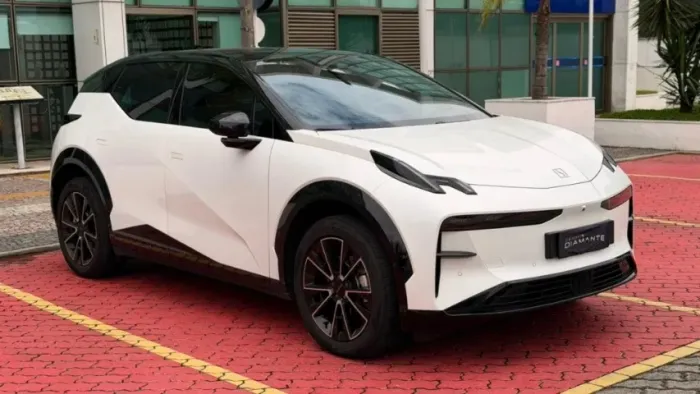 Zeekr X PREMIUM Premium (elétrico) 2025