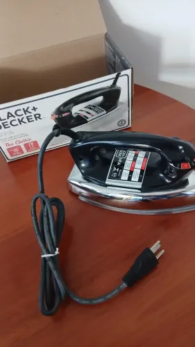 Ferro de Passar Black+Decker - Novo - Na Caixa