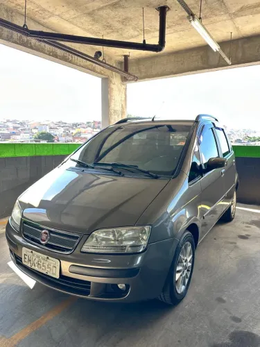Fiat Idea ELX 1.4 MPI Fire Flex 8V 5P 2010