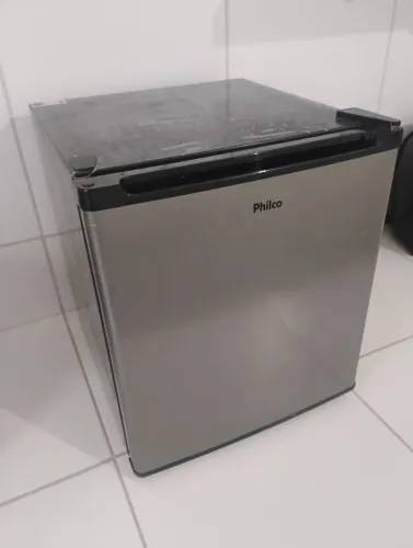 Frigobar Philco pfg50b 45L