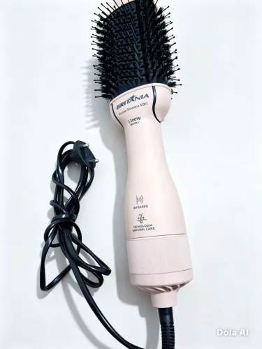 Escova Secadora Britânia Soft 1300W.