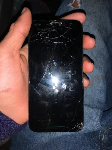 iPhone X semi novo