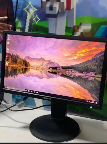 Monitor Positivo e LG 