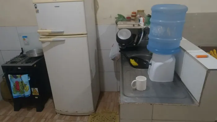 aluga se casa em cima da praia 