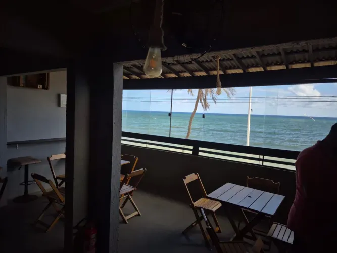 Alugo restaurante & Bar