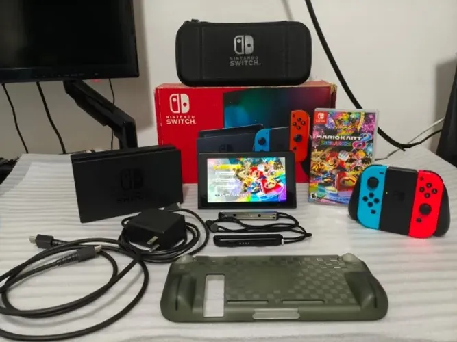 Nintendo switch completo na caixa + Mario kart 8