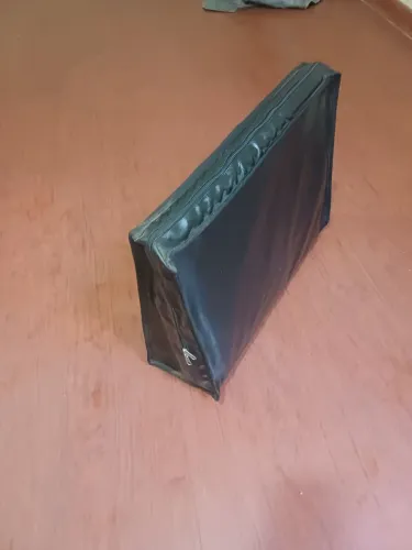 Maquina de escrever eletrica Olivetti Práxis 204 II. Está na embalagem. Pouquíssimo uso!