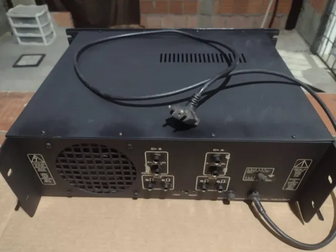 Amplificador de som