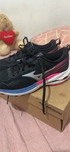 TÊNIS MIZUNO N 35 original na caixa, NUNCA USADO
