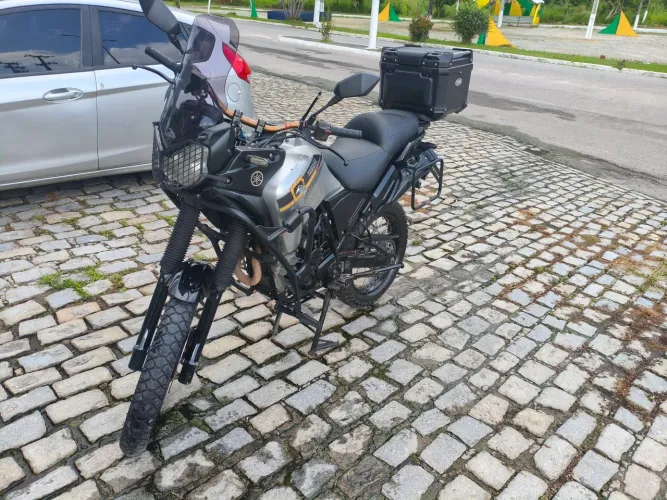 VENDE-SE TÉNÉRÉ 250 ANO 2016