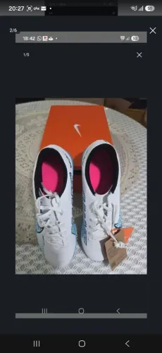 Chuteira futsal nike mercurial.