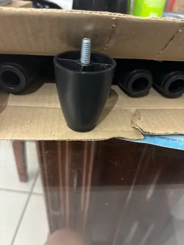 Vendo 12 pés para cama box 