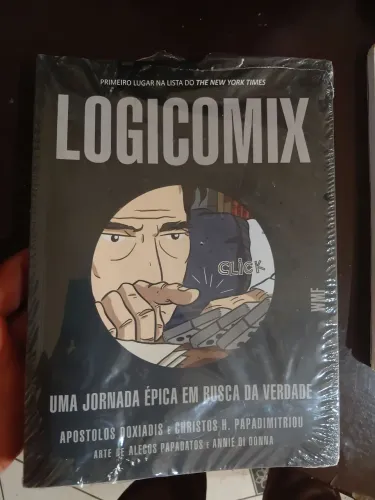 Livro novo na embalagem