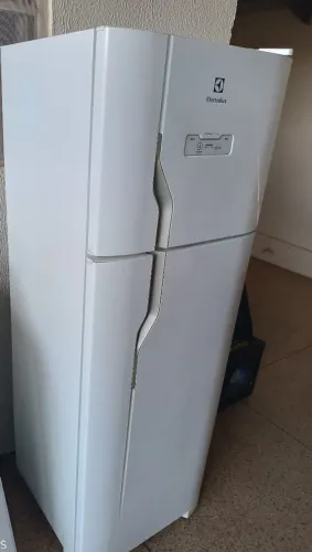 Geladeira Electrolux Frost Free 