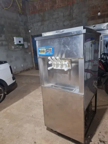 maquina de sorvete trifasica italianinha 