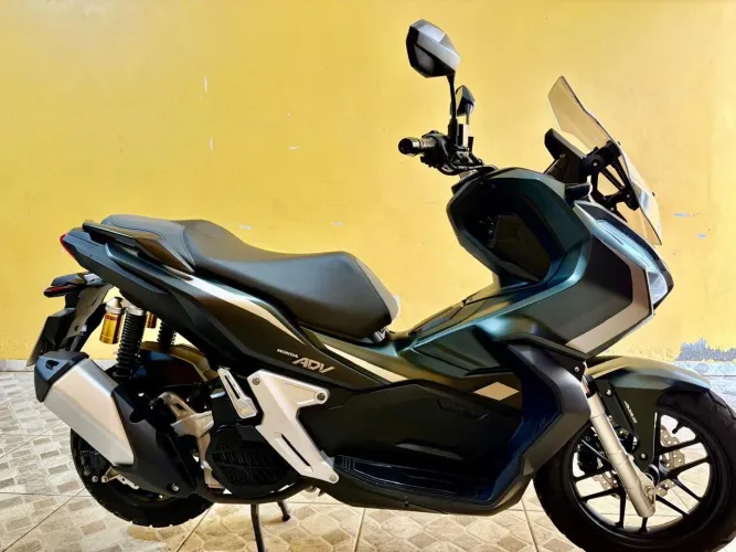 Honda ADV 23/24 - 4.500 km - Super Conservada