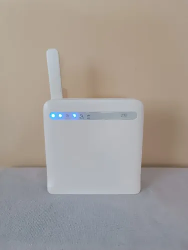 Modem Roteador 4G TIM BOX USADO Por R$ 200 em 6X Sem Juros no Cartão.