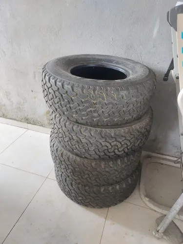 Pneu 265 70 r15