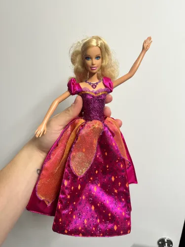 BARBIE LIANA CASTELO DE DIAMANTES