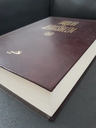 Bíblia Jerusalém Tamanho G Editora Paulus - Nunca Usada - Sem Rabiscos ou anotações