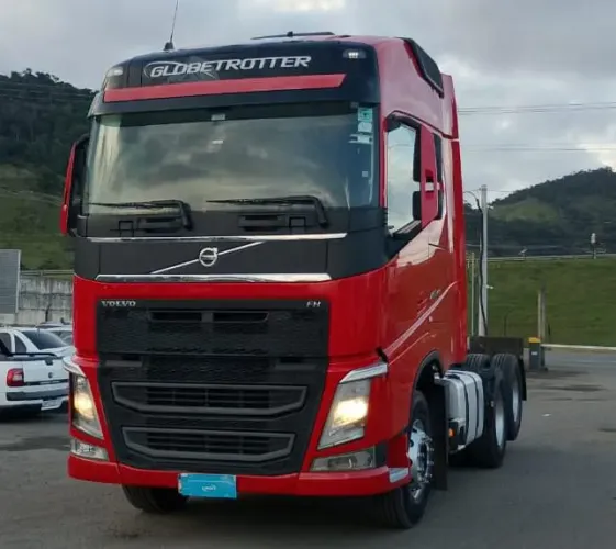 VOLVO FH 460 - 6X2  - 21/21 - R$ 519 MIL