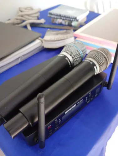 Microfone sem fio Shure 