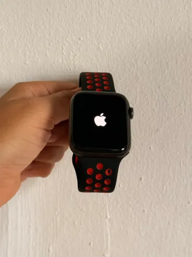 Apple Watch série 5 Nike GPS