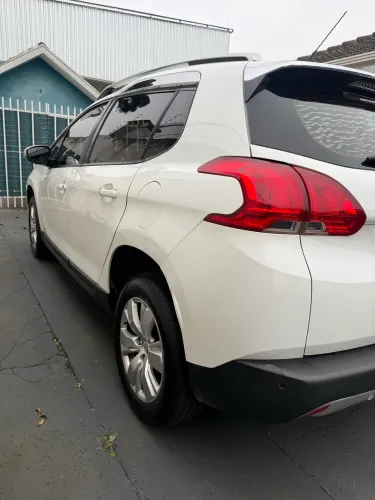 Peugeot 2008 Allure 1.6 Flex 16V 5P Aut. 2016