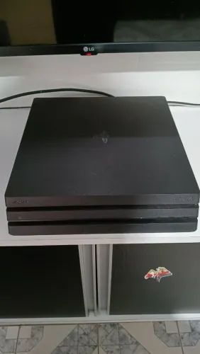 Troco PS4 Pro por um Xbox One X ou Séries S