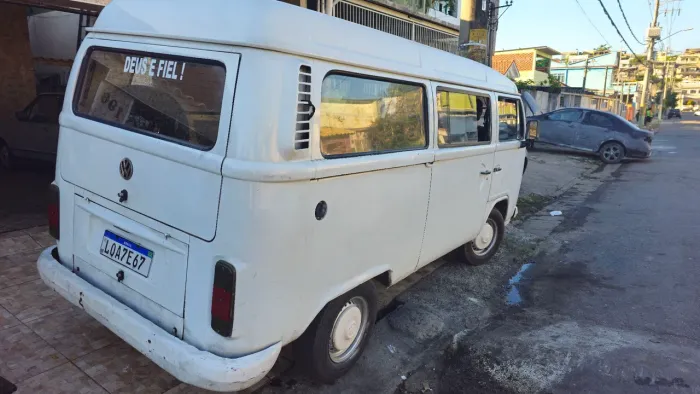 Volkswagen Kombi Standard/ Luxo/ Serie Prata 2002
