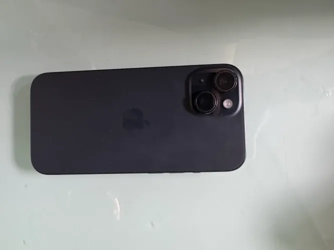 IPHONE 15 128 GB USADO